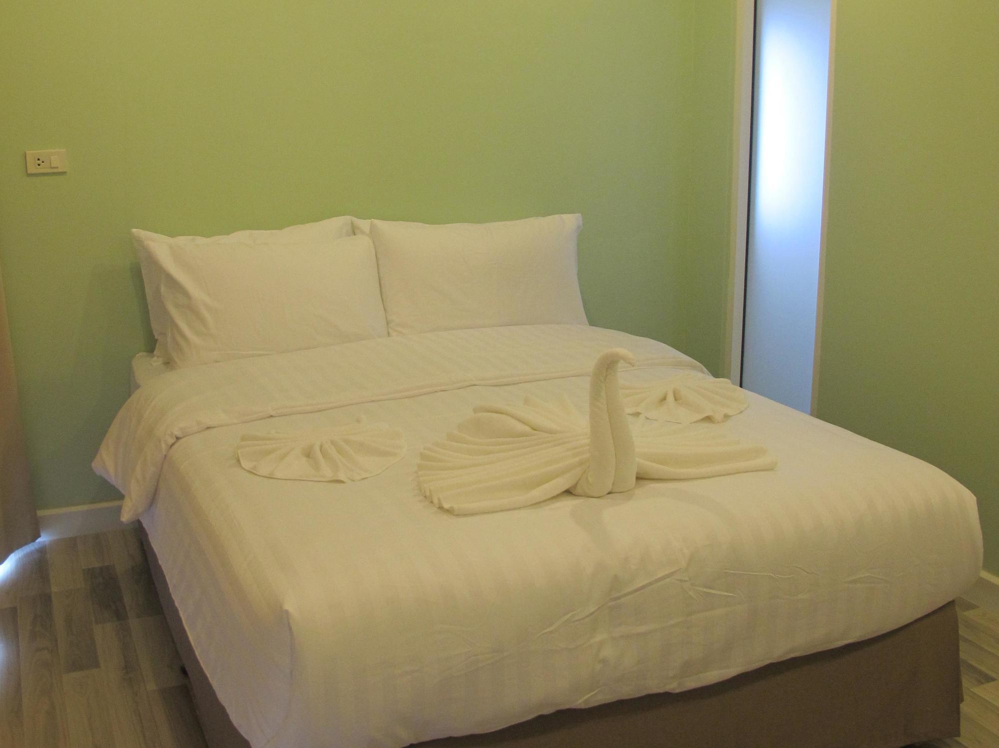 Hotel Nantra HHQ Zewnętrze zdjęcie