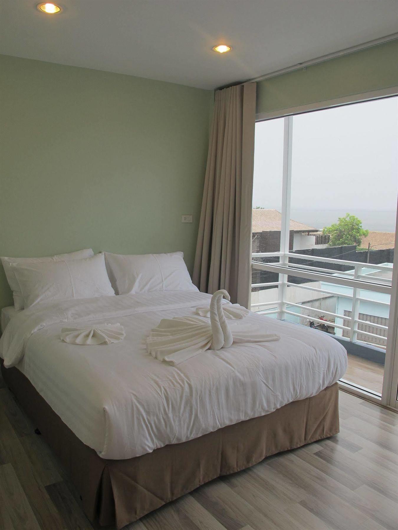 Hotel Nantra HHQ Zewnętrze zdjęcie